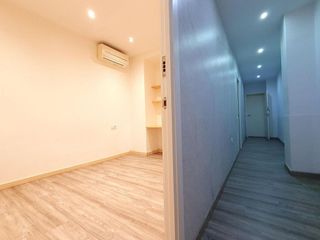 Local comercial en venta en El Carmel en Barcelona