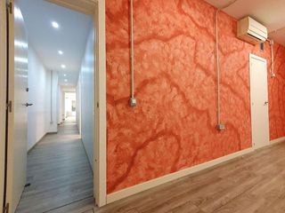 Local comercial en venta en El Carmel en Barcelona