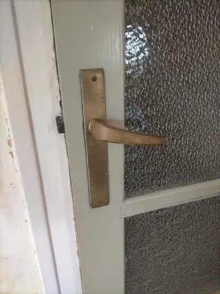 Puerta antigua con 4 cristales Alto 198 x ancho 72