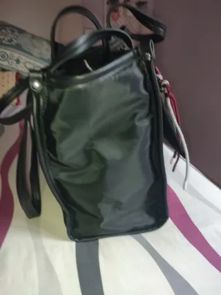 Bolso Parfois Negro con Detalle Multicolor