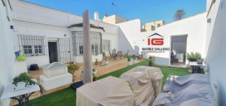 Casa adosada en venta en Centro-Calzada-Cabo Noval en Sanlúcar de Barrameda