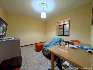 Chalet en venta en Linares