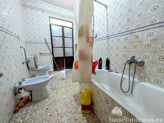 Chalet en venta en Linares