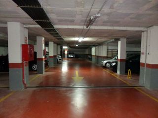 Garaje en venta en Ciutat Universitària en Elche