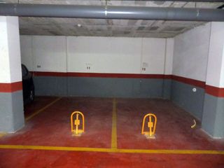 Garaje en venta en Ciutat Universitària en Elche