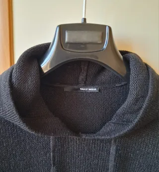 Maglia con cappuccio Never Bored T.U.