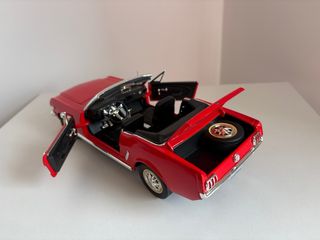 Coche escala 1/18