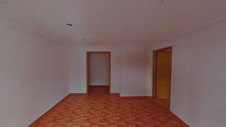 Piso en venta en Carrús Est - Camí dels Magros en Elche