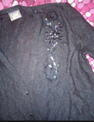 Cardigan negro mujer con adornos