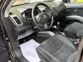 Mitsubishi Outlander 2009