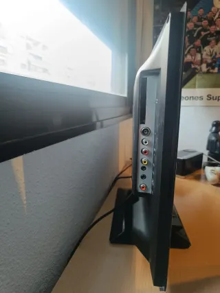 Televisor LED Blusens 22” Full HD