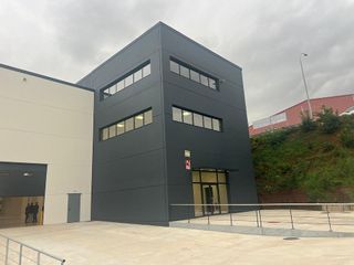 Nave industrial en alquiler en Caldes de Montbui