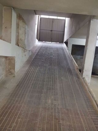 Local comercial en alquiler en Auditorio - Parque Invierno en Oviedo