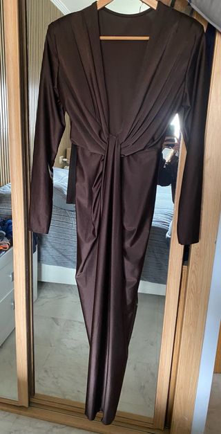 Vestido largo marrón elegante