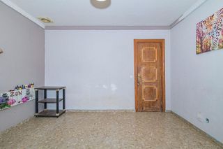 Chalet en venta en Zubia (La)