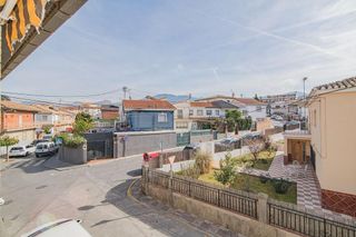 Chalet en venta en Zubia (La)