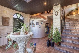 Chalet en venta en Iznalloz