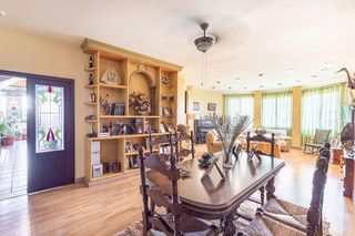 Chalet en venta en Iznalloz