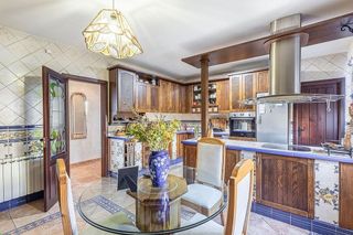 Chalet en venta en Iznalloz