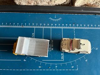 Lotto 2 pz Vintage Majorette & Dinky Toys