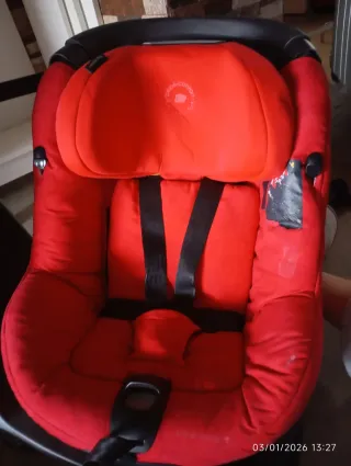 Silla coche Bebe Confort Roja giratoria