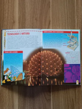 Libro Esplora disney 18 - Vita al Microscopio