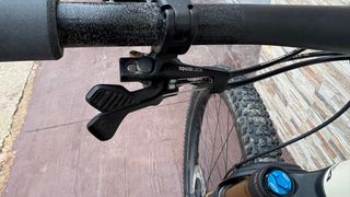 Orbea Oiz M10 XTR 2025 con 3 salisas