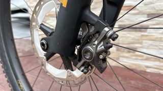 Orbea Oiz M10 XTR 2025 con 3 salisas