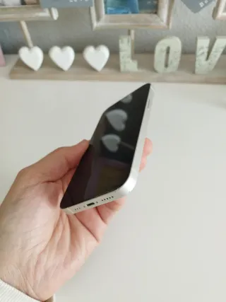 iPhone 12 256GB Blanco + Carcasas