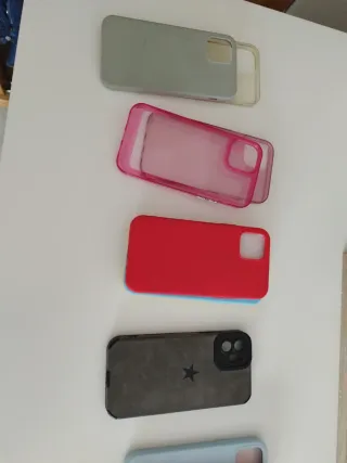 iPhone 12 256GB Blanco + Carcasas