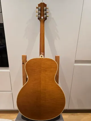 Guitarra Epiphone Masterbilt Century Zenith