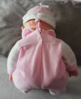 Muñeca bebé de peluche rosa P. Uxigar Onil