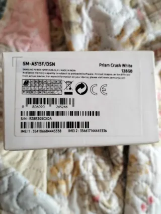 Samsung Galaxy A51 con funda