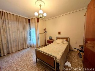 Piso en venta en Linares