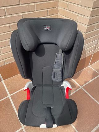 Britax Römer KIDFIX II XP SICT