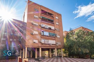Piso en venta en Barrio de Zaidín en Granada