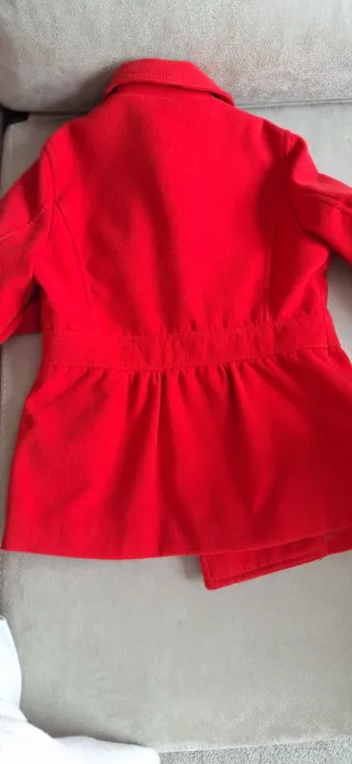 Abrigo paño rojo Divided H&M