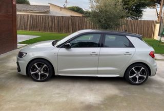 Audi A1 Sportback Adrenalin S Tronic 30 TFSI