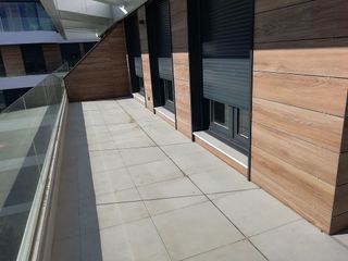 Ático en alquiler en Salvador en Madrid