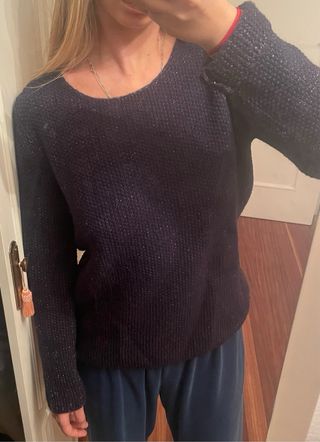 Jersey azul con brillos plateados