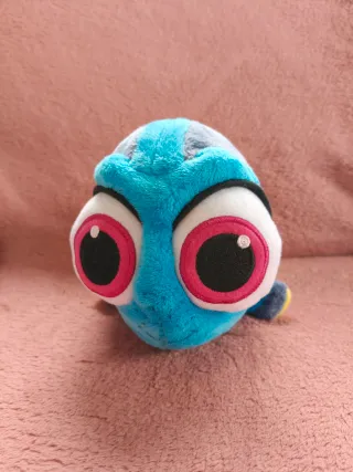 Peluche Dory Bebé Buscando a Dory Nemo disney