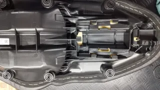 Asiento BMW S1000XR K69 bajo. Completamente nuevo.