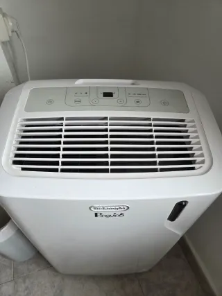 DeLonghi Pinguino Aire Acondicionado PAC EM77