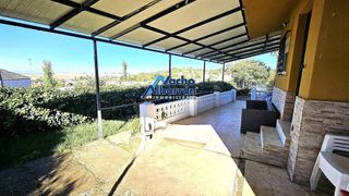 Chalet en venta en Ctra de Sevilla - Ronda sur en Badajoz