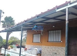 Chalet en venta en Ctra de Sevilla - Ronda sur en Badajoz