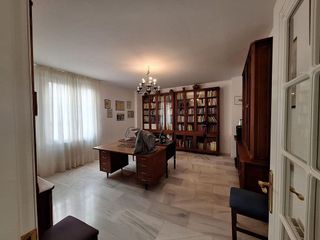 Casa pareada en venta en Jódar