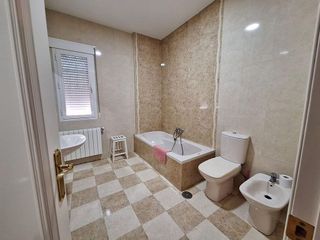 Casa pareada en venta en Jódar