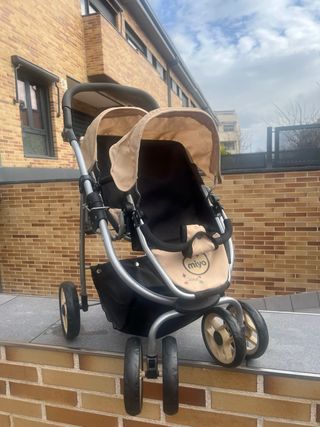 Carrito de bebé de juguete Miyo