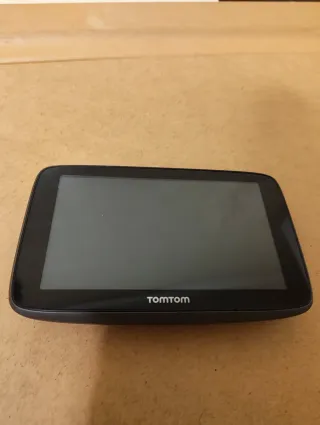 Cargador y soporte GPS coche 4PL50