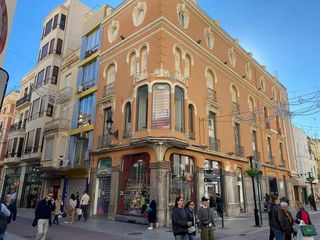 Edificio en venta en Centro en Castellón de la Plana